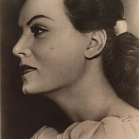 &#769;   &#193; &#233; &#233; (. Mar&#237;a de los &#193;ngeles F&#233;lix G&#252;ere&#241;a) 08.04.1914-08.04.2002