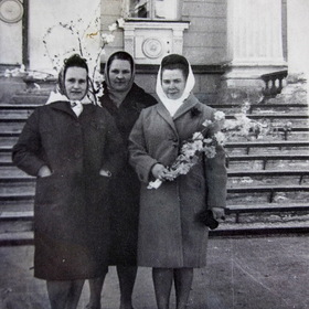   1963
